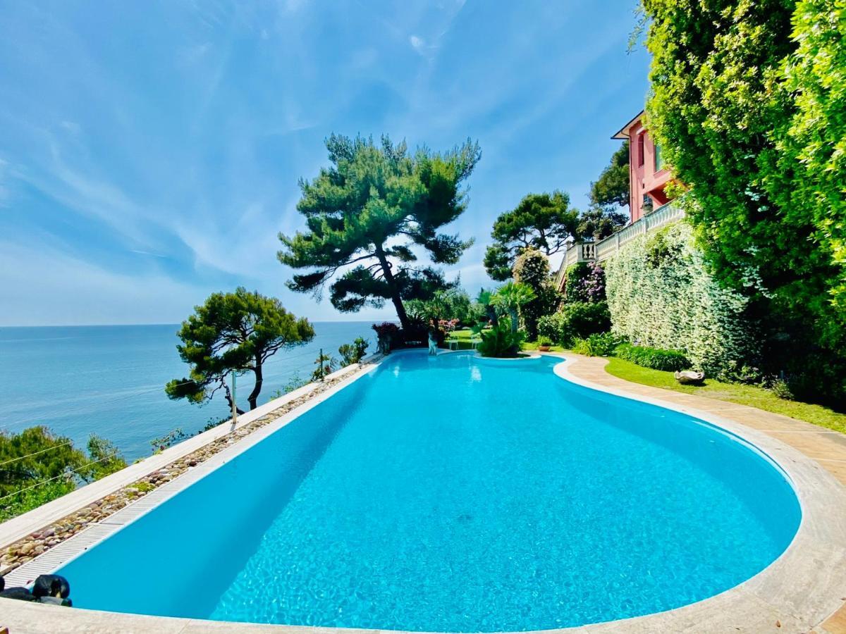 Sea View Suite Apartment In Historic Villa, Exclusive Experience Imperia Exteriör bild