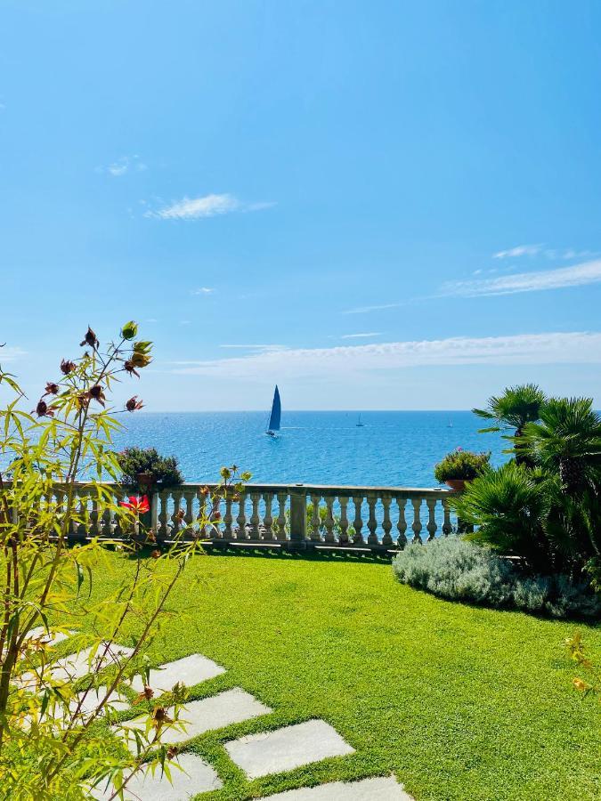 Sea View Suite Apartment In Historic Villa, Exclusive Experience Imperia Exteriör bild